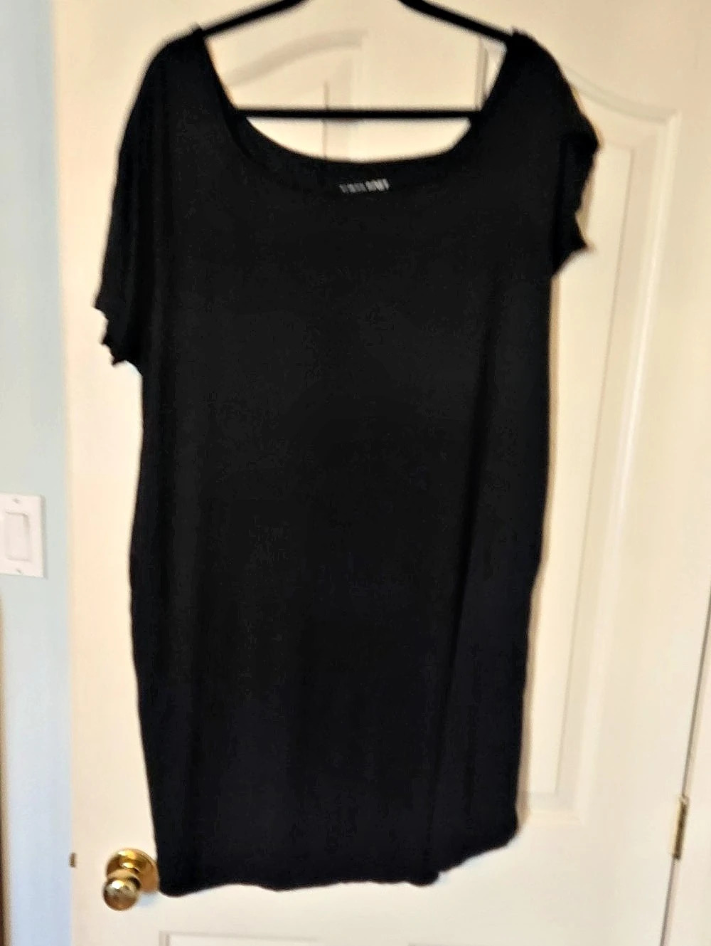 Super Soft by Torrid Super Soft Short Sleeve Tunic in Black Size 1